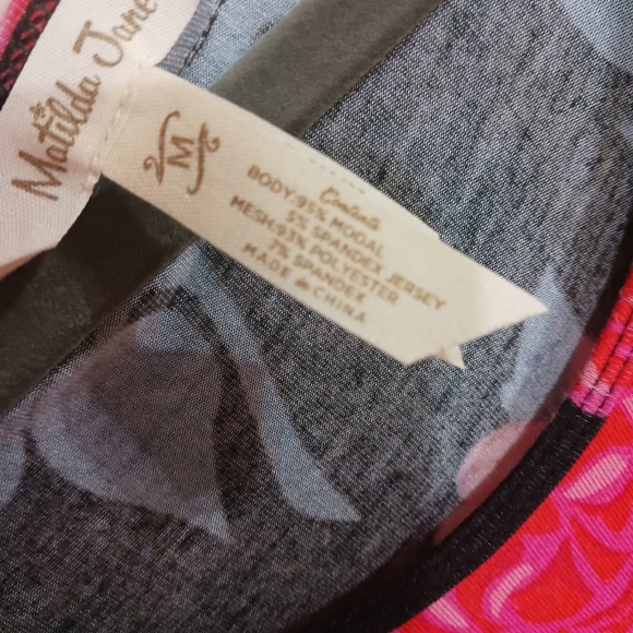 Matilda Jane WINTER BLOOMS Top  Sz Medium Floral Roses - Picture 2 of 9